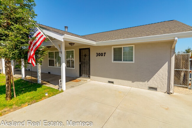3007 W Lathrop Rd Unit 1