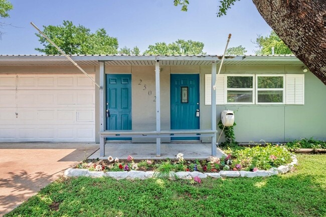 Photo - Quaint 3 Bedroom, 2 Bath Home in Cedar Park