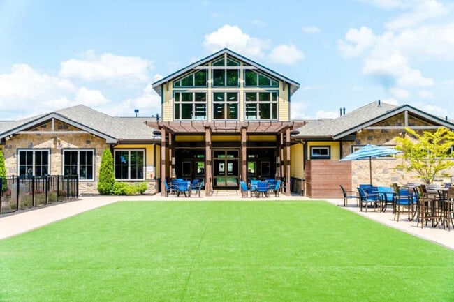 Photo - 501 Hamlet Wy Unidad ID1386351P