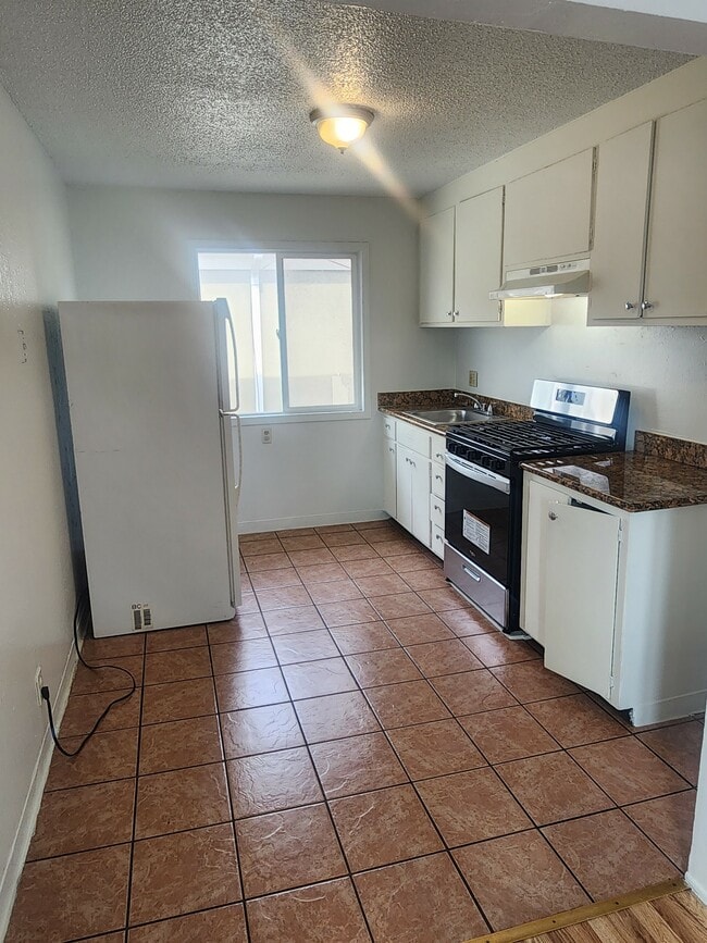Photo - 1875 15th St