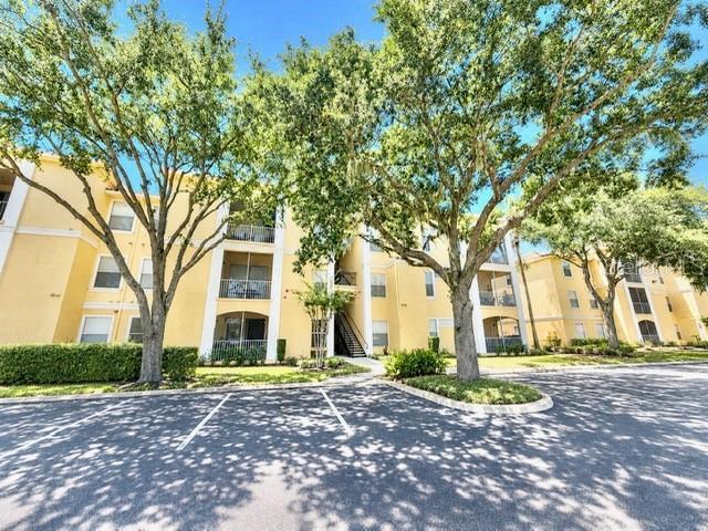 Building Photo - 1408 Lake Shadow Cir Unit 1308