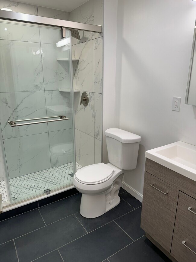 Photo - 24 Queensberry St Unidad B