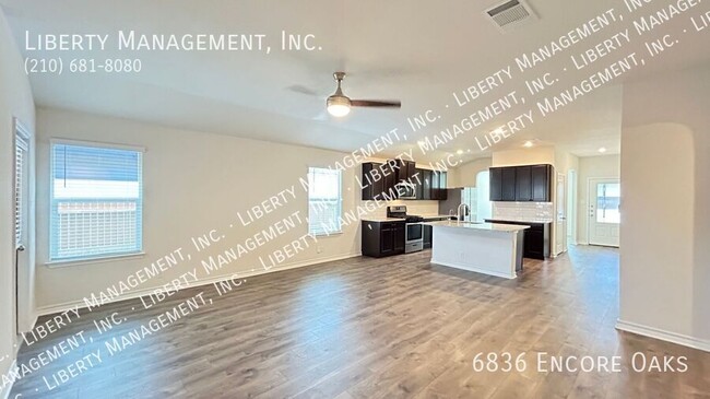 Photo - 6836 Encore Oaks
