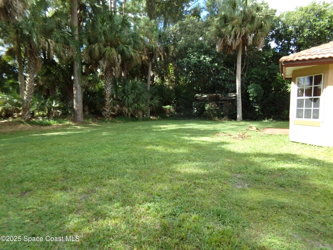 Photo - 310 Seahorse Cir SE