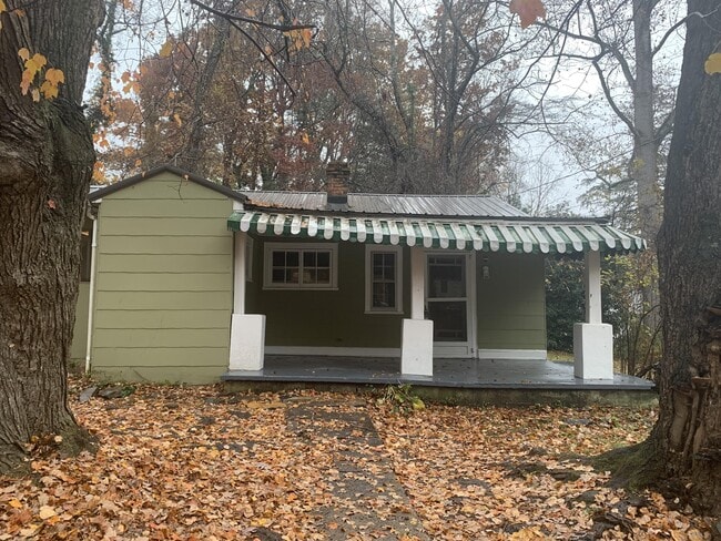 Building Photo - 39 Shady Oak Dr