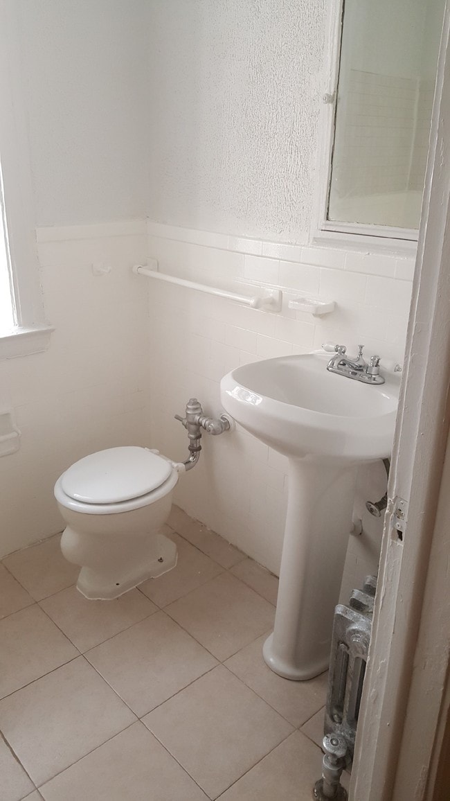 Photo - 49th Street Apartments