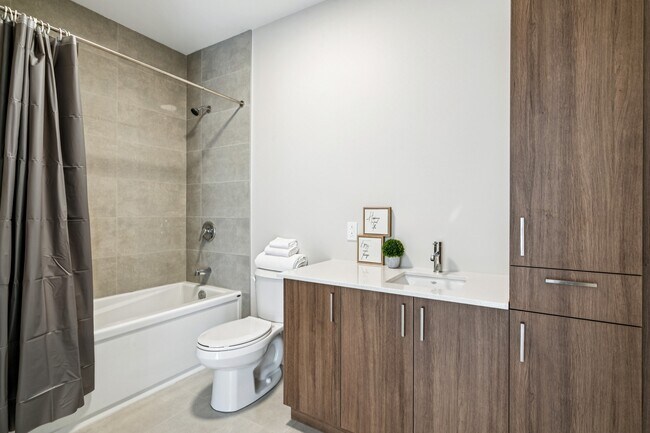 Photo - 9510 Rue Notre-Dame E