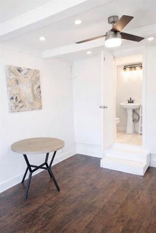 Photo - 928 S Windomere Ave Unit C