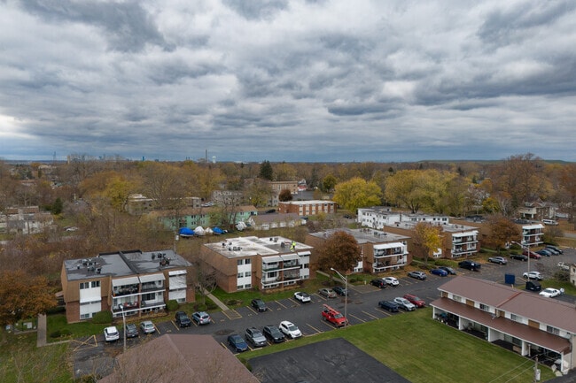 8421 Buffalo Ave - Sutton Place Condominiums