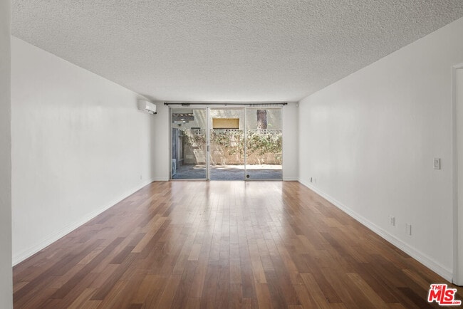 Photo - 211 S Wilson Ave Unidad 105