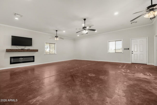 Photo - 2266 E Willis Rd