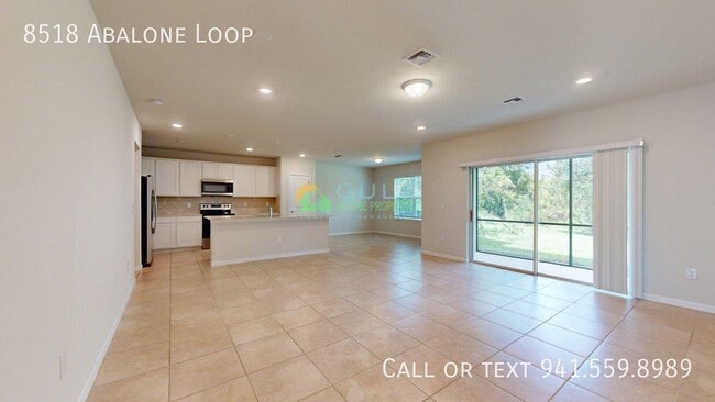 8518 Abalone Loop