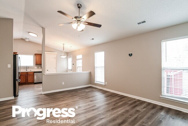 Photo - 5720 Shining Oak Ln