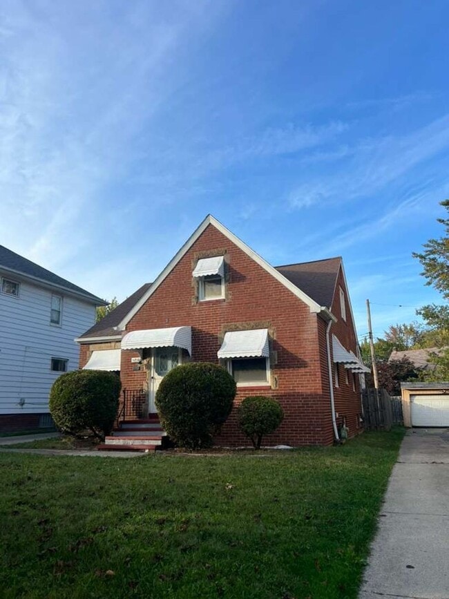 Photo - A Single family home with Garage in Garfie...