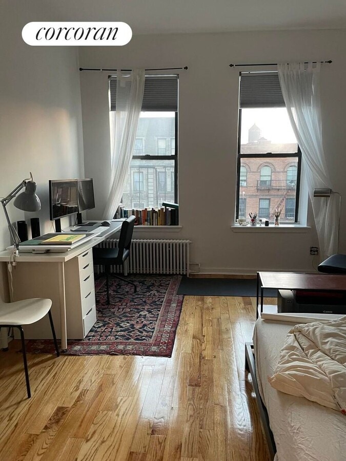 Photo - 131 W 116th St