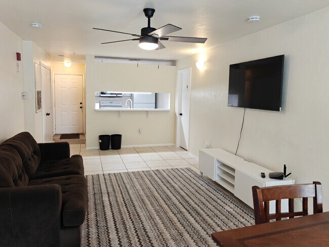 Photo - 4000 SW 23rd St