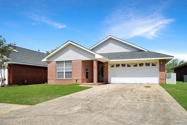 Building Photo - 28 Easton St