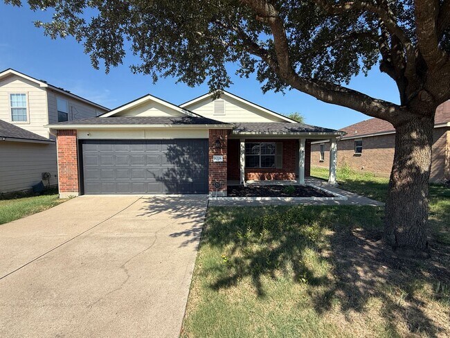 Building Photo - NEW IN MANAGEMENT - COMING SOON! Rental