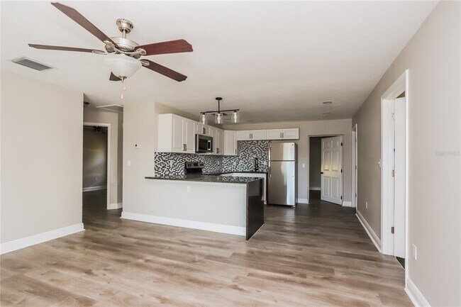 Photo - 3750 Mendocino St