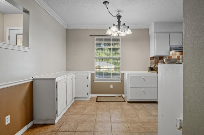 Photo - 3014 Windsor Cir