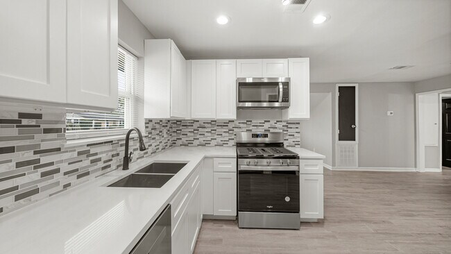 Photo - 11330 Murr Way