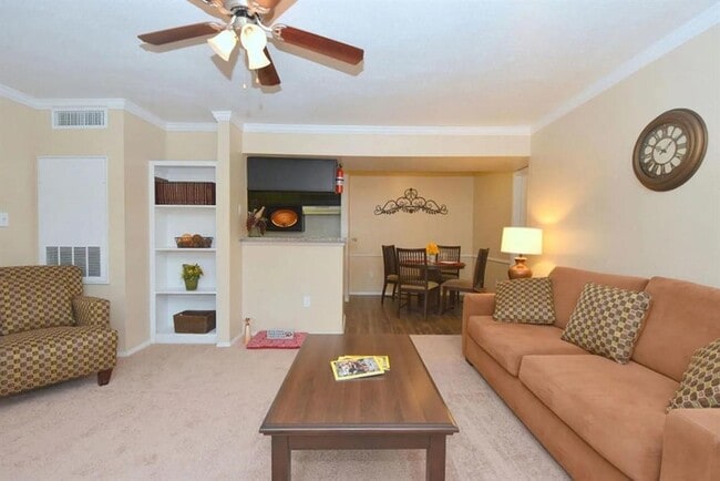 Photo - 1230 Farm to Market 1960 Bypass Rd E Apartment Unit 1108