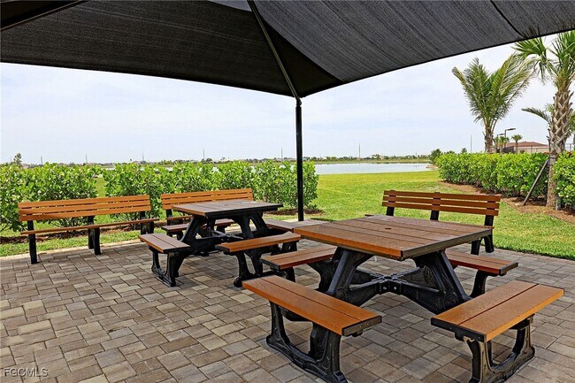 Building Photo - 269 Spg Hl Lk Lp Rental