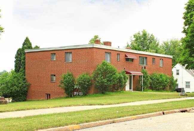 Photo - Wolf's Cove Apartments