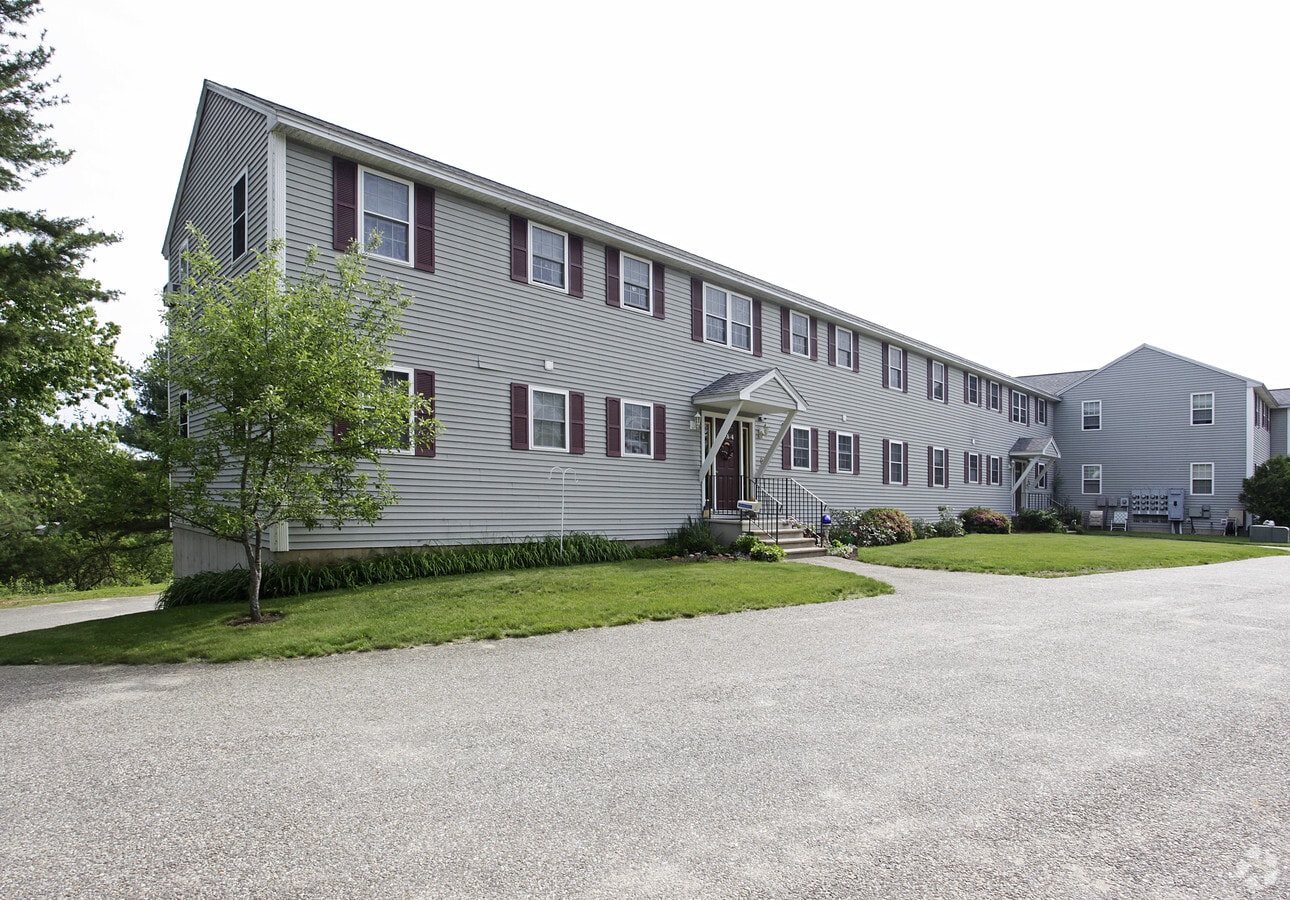 Lakeview Apartments - Lakeview Apartments