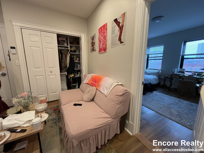 Photo - 833 Beacon St Unit 402