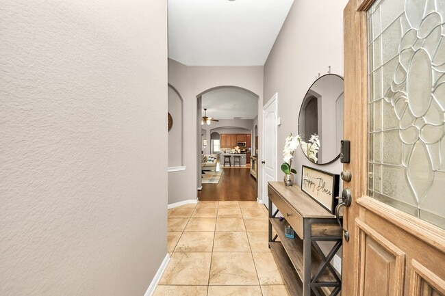 Photo - 6810 Hunters Trace Ln