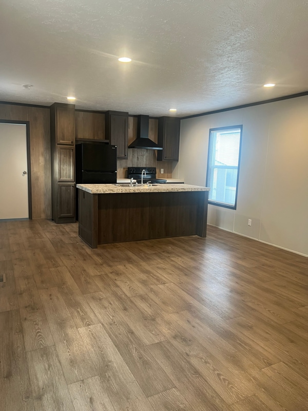 Photo - 2001 FM 1195