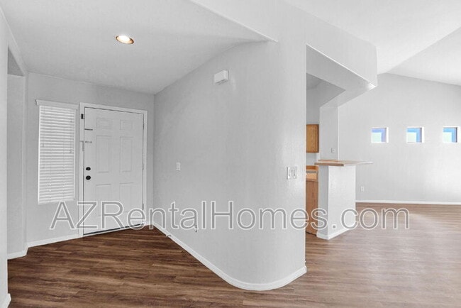 Photo - 11187 W Tonto St