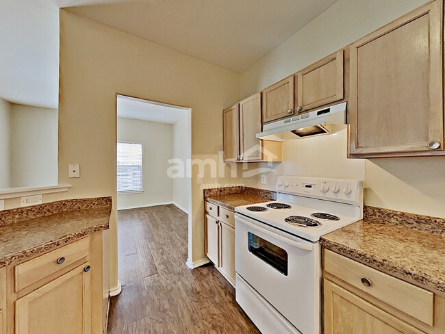 Photo - 12202 Gwendolen Dr