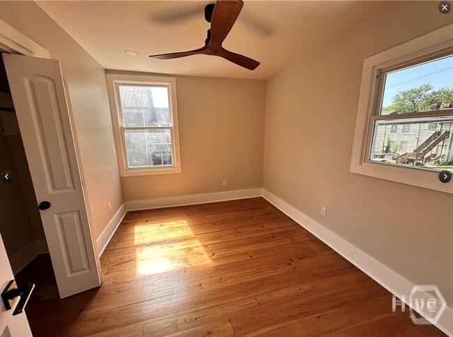 Building Photo - 221 W Duffy St Unit B Rental