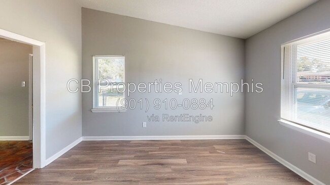 Photo - 938 Bramblewood Ln