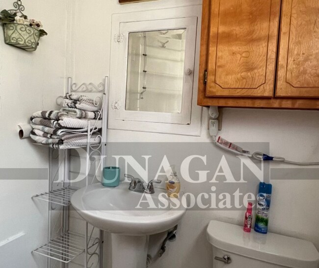 Photo - OPEN HOUSE ON 10/16 @ 2:00 ! Call us today...