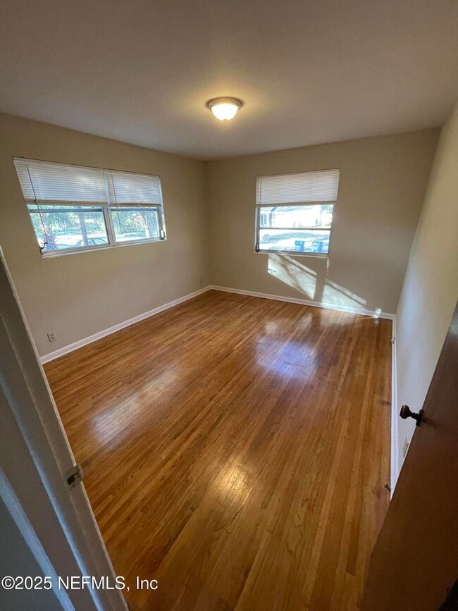 Photo - 5452 Santa Rosa Way Apartamento Unidad 4