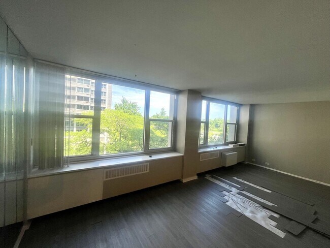 Photo - 4250 N Marine Dr Unit 505