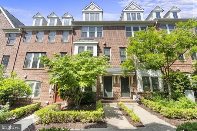 Photo - 2509 S Kenmore Ct