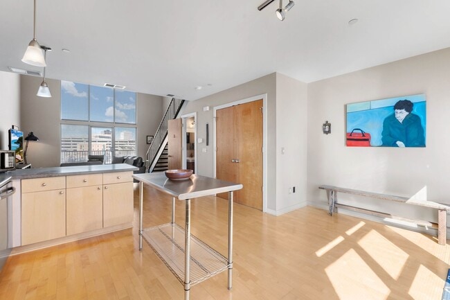 Photo - Luxury Furnished Loft on Broadway