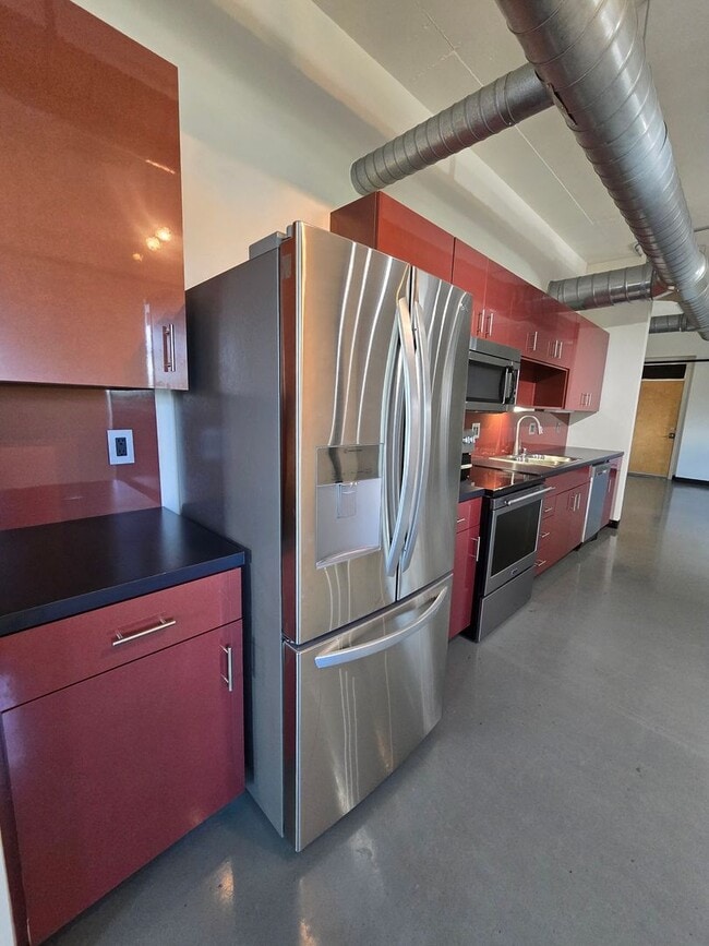Photo - Luxurious 2BR , 2BA 2nd floor loft in East Downtown Area- aprox 1650 sq ft Unit 204