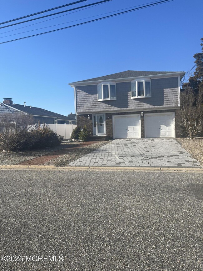 Building Photo - 7 Sturgis Rd Rental