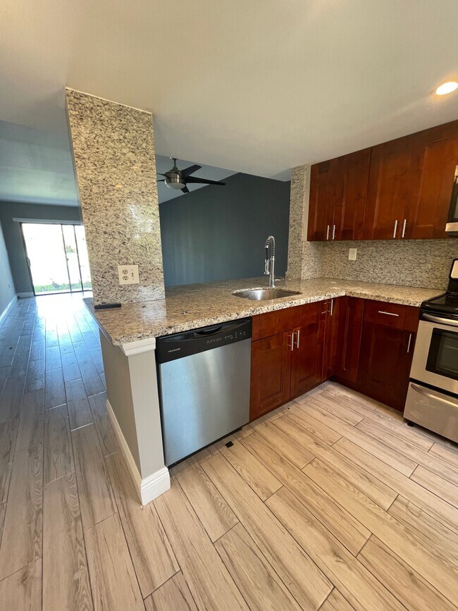 Photo - 5200 NW 33rd St Unit 43