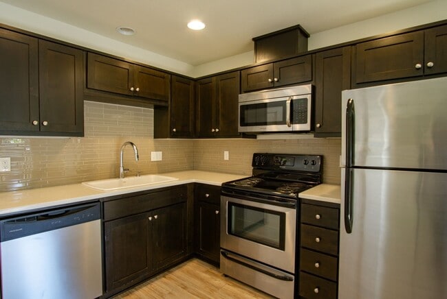 Photo - Stylish 2Bdr w/Stainless Appl, W&D, Private Balcony Unit 202