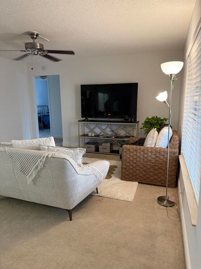 Photo - 307 Knotty Pine Cir Unit D-1