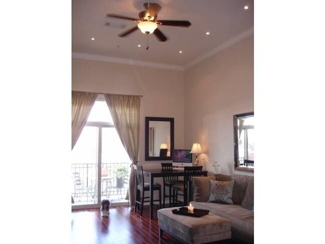 Photo - 15 Warren St Unit 121