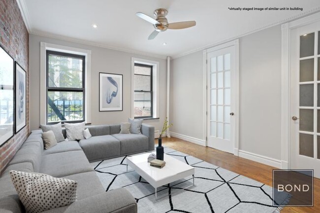 Building Photo - 340 E 18th St Unit 3A Rental