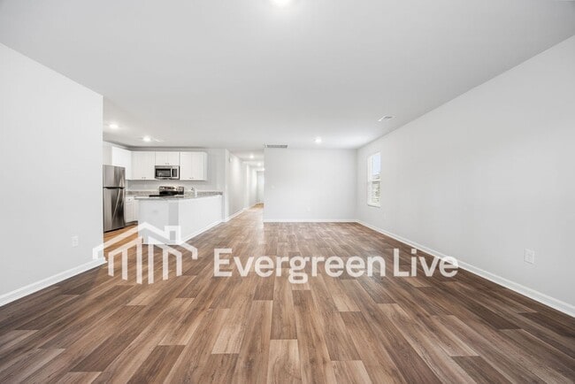 Photo - 1715 King Oaks Lp