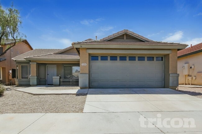 Building Photo - 5334 N Ormondo Way
